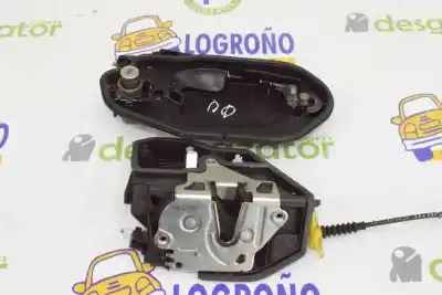 Second-hand car spare part front right door lock for bmw x3 (e83) 2.0 d oem iam references 51217167066  51217202144