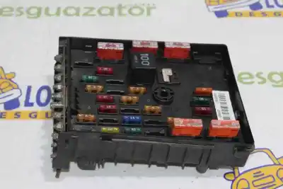 Автозапчасти б/у блок реле/предохранителей за volkswagen passat variant 2.0 tdi ссылки oem iam 3c0937125  3c0937125