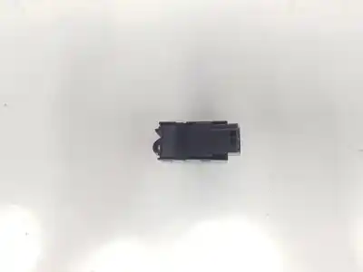 Pièce détachée automobile d'occasion commande de lève vitre avant droit pour jaguar fpace 3.0 v6 d références oem iam t2h3235  gx7314717ac