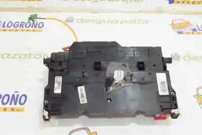 Second-hand car spare part fuse box unit for bmw x3 (e83) 2.0 d oem iam references 61138364530  61138364530