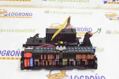 Peça sobressalente para automóvel em segunda mão caixa de fusíveis e relés por bmw x3 (e83) 2.0 d referências oem iam 61138364530