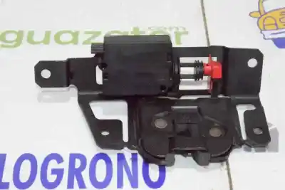 Second-hand car spare part trunk lock for bmw x3 (e83) 2.0 d oem iam references 51247057364  51247201561