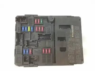 Pièce détachée automobile d'occasion boîtes à fusibles pour nissan micra iv (k13k) 1.2 références oem iam 284b71hr6a  284b71hr0c