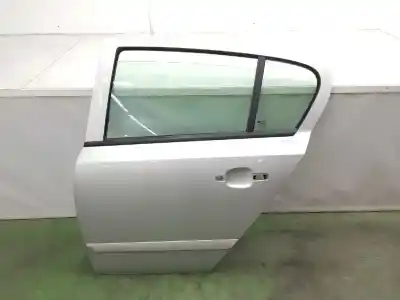 Second-hand car spare part rear left door for opel astra h berlina 1.7 16v cdti oem iam references 94710105  94710105