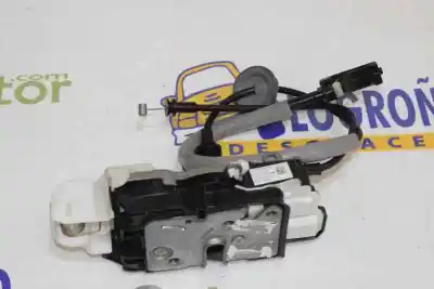 Peça sobressalente para automóvel em segunda mão fechadura da porta dianteira esquerda por volvo v40 cross country 2.0 d referências oem iam 31440391  31391822