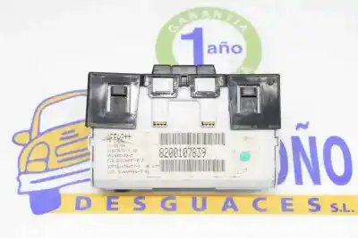 Second-hand car spare part multifunction display for renault megane ii sedán (lm0/1_) 1.9 dci (lm0g lm1g lm2c) oem iam references 8200107839  8200107839