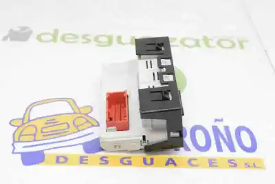 Second-hand car spare part multifunction display for renault megane ii sedán (lm0/1_) 1.9 dci (lm0g lm1g lm2c) oem iam references 8200107839  8200107839
