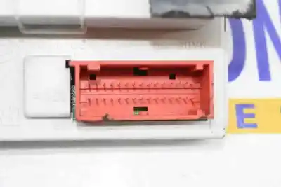 Second-hand car spare part multifunction display for renault megane ii sedán (lm0/1_) 1.9 dci (lm0g lm1g lm2c) oem iam references 8200107839  8200107839
