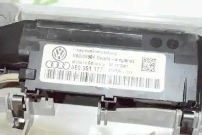 Автозапчасти б/у внутренний свет за audi a4 b7 avant (8ed) 2.0 tdi 16v ссылки oem iam 8e0947135d  8e0951177