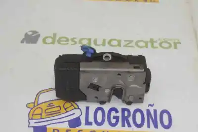 Peça sobressalente para automóvel em segunda mão fechadura da porta dianteira direita por renault trafic combi (ab 4.01) 1.9 diesel referências oem iam 7700311808