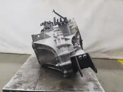 Second-hand car spare part gearbox for ssangyong korando 2.0 td oem iam references 3102034000  g101110714