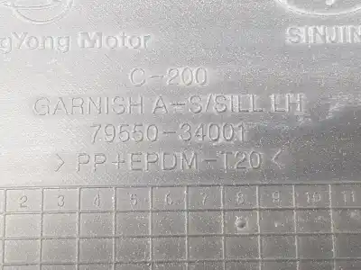 Автозапчастина б/у бічна сподниця для ssangyong korando 2.0 td посилання на oem iam 7955034001  7955034001