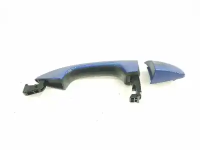 Peça sobressalente para automóvel em segunda mão puxador exterior frente direito por hyundai i20 i (pb, pbt) 1.4 crdi referências oem iam 82661c8050
