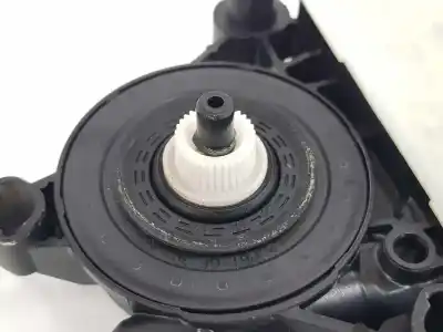 Автозапчасти б/у мотор заднего правого стекла за skoda superb berlina 3v3 active ссылки oem iam 5q0959812a  5q0959812a