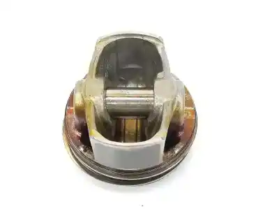 Second-hand car spare part piston for seat leon (5f1) reference oem iam references 04e107065dc  04e107065dc