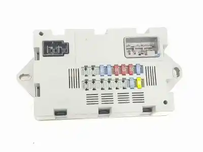 Peça sobressalente para automóvel em segunda mão caixa de fusíveis e relés por land rover discovery sport 2.0 td4 cat referências oem iam lr041091