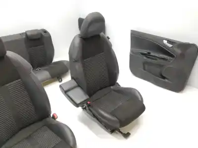 Автозапчасти б/у полный комплект сиденья за alfa romeo giulietta (940_) 2.0 jtdm (940.fxl1a) ссылки oem iam   