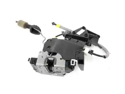 Second-hand car spare part left front door lock for clase c clase c familiar 2.1 cdi oem iam references a0997200135  0997200135