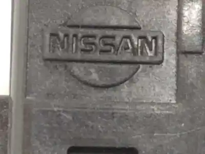 Pièce détachée automobile d'occasion commande de lève vitre avant droit pour nissan qashqai / qashqai +2 i (j10, nj10, jj10e) 1.5 dci références oem iam 25411jd000  25411jd000
