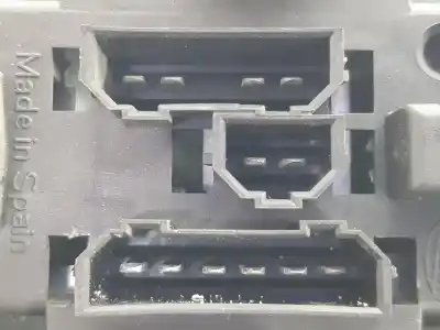 Автозапчасти б/у правый задний фонарь за seat toledo ii (1m2) 1.9 tdi ссылки oem iam 1m5945112  1m5945112 Автозапчасти б/у правый задний фонарь за seat toledo ii (1m2) 1.9 tdi ссылки oem iam 1m5945112  1m5945112