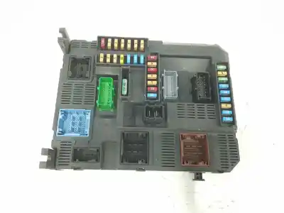 Pezzo di ricambio per auto di seconda mano scatola relè/fusibili per citroen celysée 1.2 12v vti riferimenti oem iam 9819849680