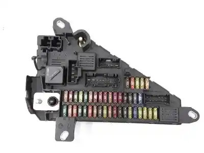 Second-hand car spare part fuse box unit for bmw serie 5 berlina 2.0 16v d oem iam references 61146906618