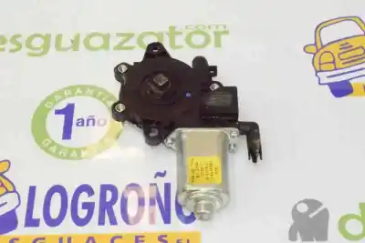 Автозапчастина б/у двиг скла задне ліво для isuzu dmax 2999 cc посилання на oem iam 8980098040  1174079b