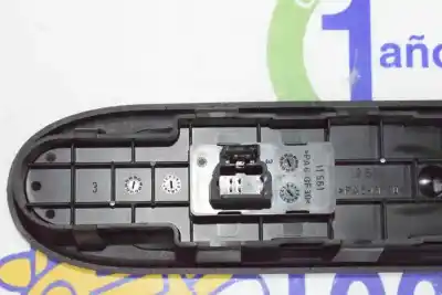 Peça sobressalente para automóvel em segunda mão botão / interruptor elevador vidro dianteiro direito por peugeot 307 break (3e) 1.6 hdi 110 referências oem iam 6554e7