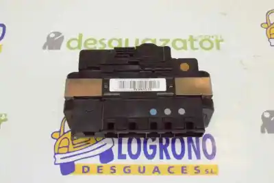 Pezzo di ricambio per auto di seconda mano scatola relè/fusibili per bmw serie 1 berlina (e81/e87) 118d riferimenti oem iam 61146971370