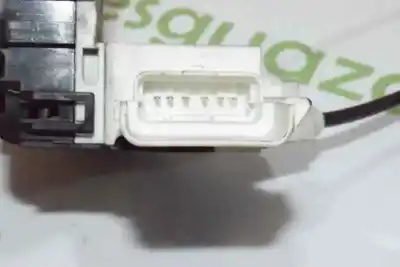 Pezzo di ricambio per auto di seconda mano serratura porta anteriore destra per citroen c4 berlina 1.6 16v hdi riferimenti oem iam 9136ag  9136es