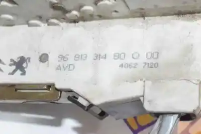 Pezzo di ricambio per auto di seconda mano serratura porta anteriore destra per citroen c4 berlina 1.6 16v hdi riferimenti oem iam 9136ag  9136es