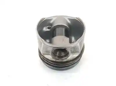 Second-hand car spare part piston for seat leon (5f1) 1.6 tdi oem iam references 04l107065d