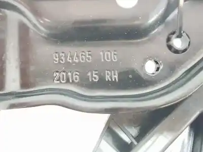 Автозапчастина б/у регулятор скла заднього правого для land rover range rover evoque pure посилання на oem iam lr067997  lr067997