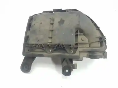 Pièce détachée automobile d'occasion FILTRE À AIR pour PEUGEOT 5008  Références OEM IAM 1420V1  1420V1