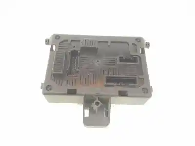 Peça sobressalente para automóvel em segunda mão módulo eletrônico por renault clio iii dynamique referências oem iam 8201054128