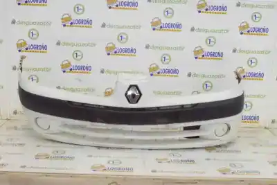 Автозапчастина б/у ПЕРЕДНІЙ БАМПЕР для RENAULT CLIO II (BB_, CB_)  Посилання на OEM IAM 7701476554  