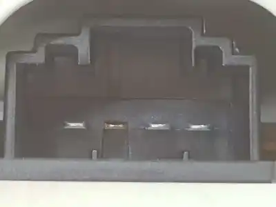 Автозапчасти б/у внутренний свет за audi a6 c6 (4f2) 2.0 tdi ссылки oem iam 4l0947111nq  4l0947111nq