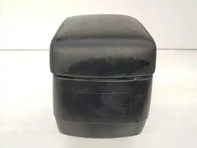 Автозапчастина б/у центральний подлокник для mitsubishi montero (v60/v70) 3.2 di-d avance посилання на oem iam mr655312  8011a375