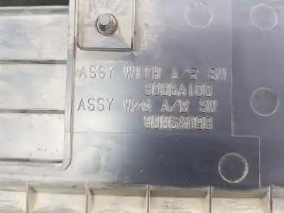 Автозапчастина б/у бардачок для mitsubishi montero (v60/v70) 3.2 di-d avance посилання на oem iam 8006a522xa  8006a100