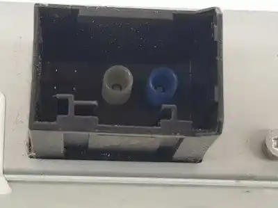 Автозапчастина б/у антенний підсилювач для land rover discovery iv (l319) 2.7 td 4x4 посилання на oem iam lr020465  ah4218c941ag