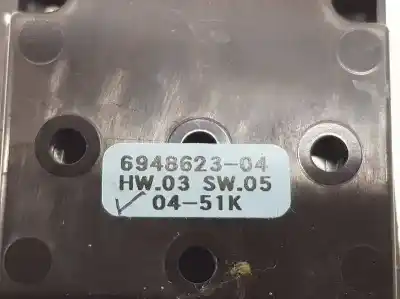 Recambio de automóvil de segunda mano de mando elevalunas delantero izquierdo para bmw serie 3 berlina (e36) 2.0 320i referencias oem iam   