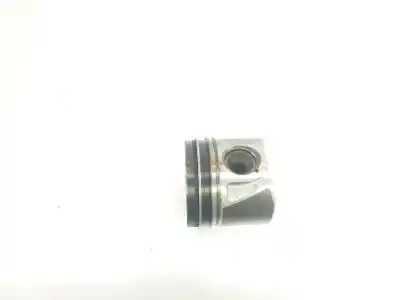 Second-hand car spare part piston for clase c clase a 2.1 cdi oem iam references a6510301117  piston 651930