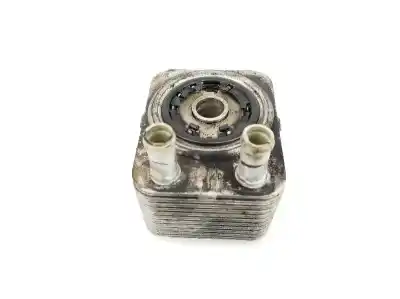 Recambio de automóvil de segunda mano de ENFRIADOR ACEITE MOTOR para AUDI A6 BERLINA  referencias OEM IAM 038117021D 038117021D 