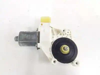 Pezzo di ricambio per auto di seconda mano motore alzacristalli posteriore sinistro per bmw 7 (f01, f02, f03, f04) 740 d riferimenti oem iam 7046031 Pezzo di ricambio per auto di seconda mano motore alzacristalli posteriore sinistro per bmw 7 (f01, f02, f03, f04) 740 d riferimenti oem iam 7046031