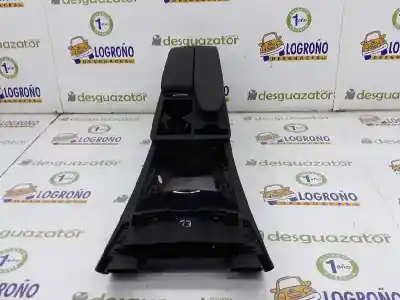 Pezzo di ricambio per auto di seconda mano bracciolo centrale per mercedes clase c familiar 2.1 cdi riferimenti oem iam 20468065509051 20768000399g23 