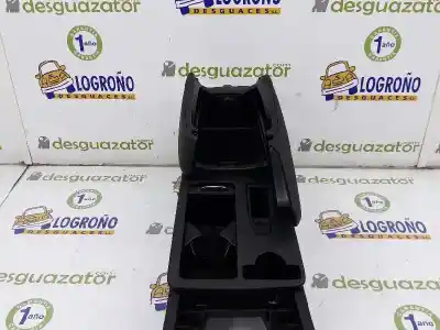 Second-hand car spare part center armrest for clase c clase c familiar 2.1 cdi oem iam references 20468065509051  20768000399g23