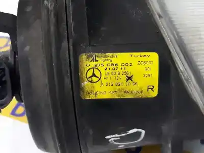 Автозапчастина б/у правий протитуман для clase c clase c familiar 2.1 cdi посилання на oem iam a2128201056  2128201056