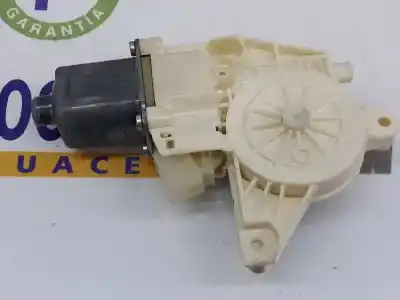 Автозапчастина б/у двиг скла задне ліво для clase c clase c familiar 2.1 cdi посилання на oem iam a2048200542
