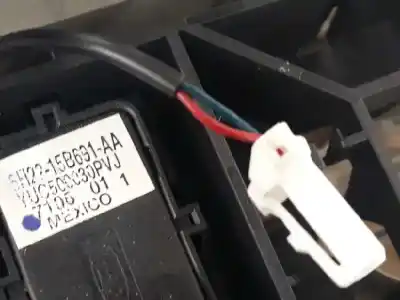 Second-hand car spare part interior light for land rover range rover sport i (l320) 2.7 d 4x4 oem iam references xde500710nug  