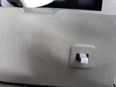 Автозапчастина б/у центральний подлокник для mitsubishi outlander (cw0) 2.2 di-d cat посилання на oem iam 8011a085ya  8011a085ya